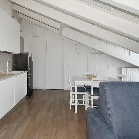 Rooftop Retreat Martesana Daire Milano